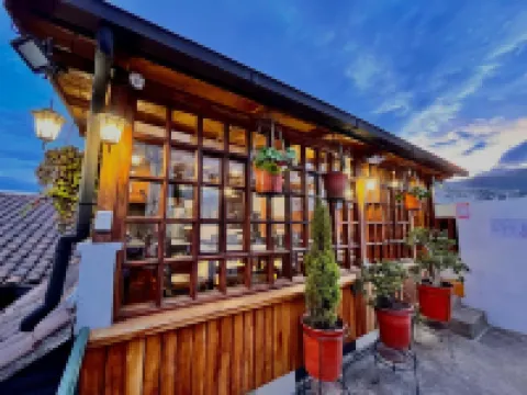 Apart Hotel Loma Chica Quito Hotel a 