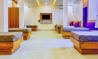 Hotel Vatika Inn