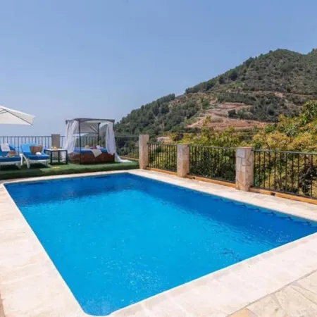 Villa El Nacimiento Nerja