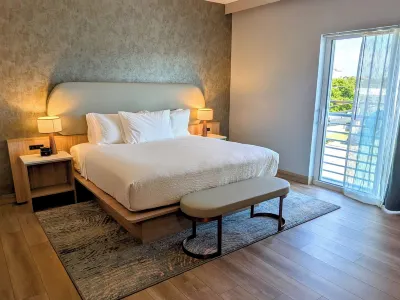Sea Glass Beach Place, Trademark Collection by Wyndham Hôtels à : Lauderdale-by-the-Sea