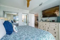 Pelican312 condo