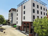 Hotel The Aureum (A Unit of Sandy Blossom)