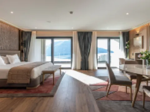 Swiss Diamond Boutique Hotel La Romantica Ξενοδοχεία στην πόλη Bissone