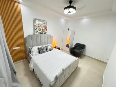 The 401 Apartment Hotels near B & A Photos