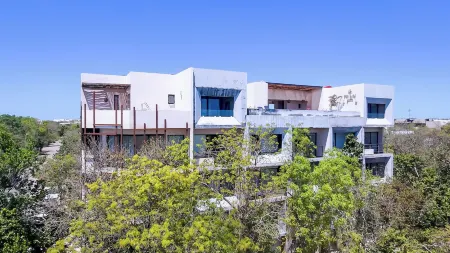 The Garden Residences by Casago