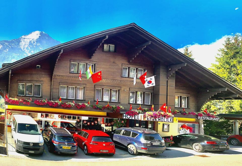 Hotel Eiger Over view