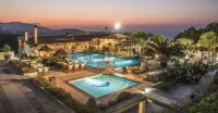 Οικογενειακό Ξενοδοχείο Spiros-Soula - Pools