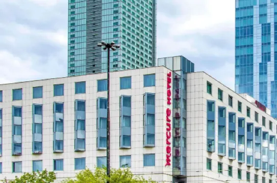 Hotel Mercure Warszawa Centrum Отели рядом с достопримечательностью «Президентский дворец»