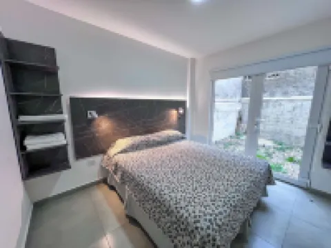 Goleta Florencia 2045 Hotels in 