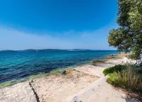 Tranquil Apartment in Bibinje with Garden