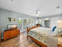 Perfect Placement, A beautiful beachfront home Hotels in Captiva