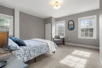 NEW 1803 Historic Apartment in Heart of Salem•Steps to Haunted Happenings!