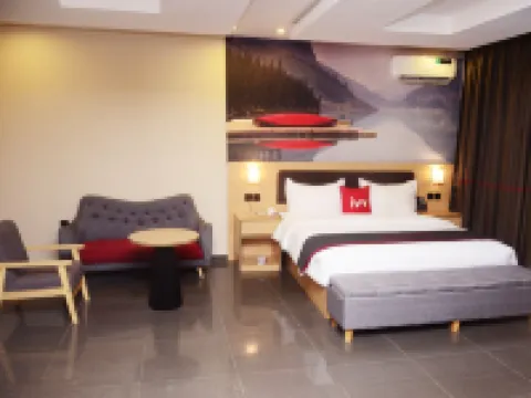 Ivy Hotel Emerald Hotels in Ikeja