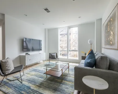 Stylish 3Br Retreat w Private Deck Near NYC Hotels in Hoboken