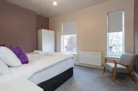 Pillo Rooms - Cosy 2 Bed House in Eccles