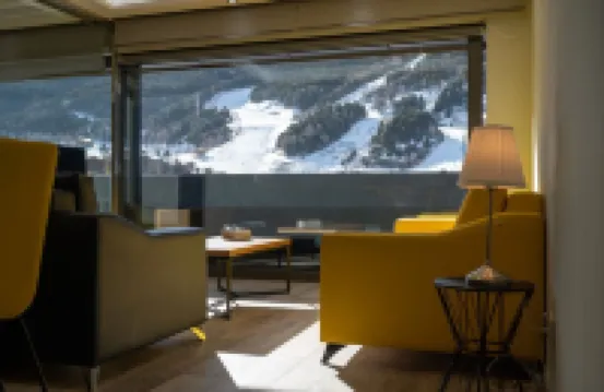 The Mirror & Spa by Elegant Residences