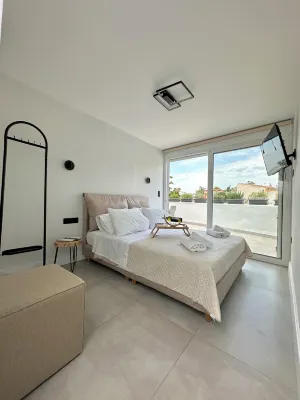 Step One | Luxury Suites Right in the Heart of Acropolis Next to Metro Station Hotels in Plaka