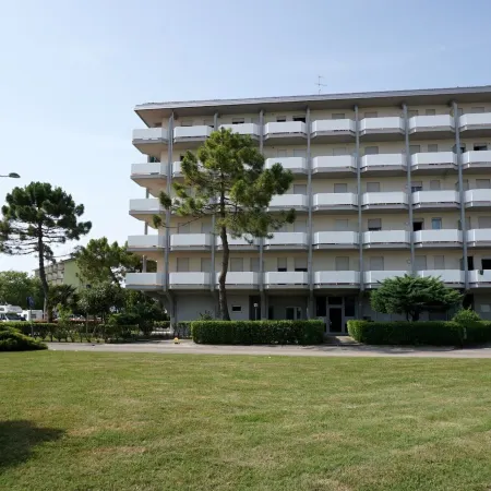 Flat with a Partial Sea View