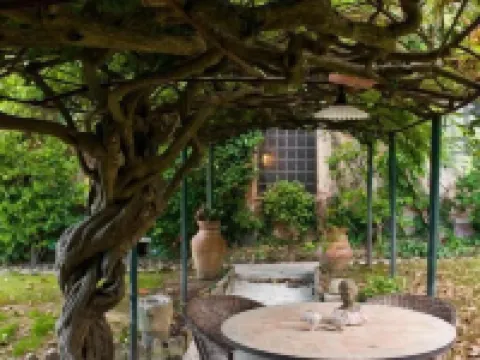 Antica Dimora Leones Hotels in Palaia