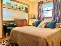 Fun Escape 1 - Starved Rock - Skydive- Game Room