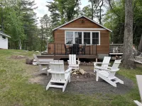 Renovated cabin on Lac Courte Oreilles Lake - minutes from trails!