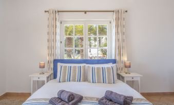 Vale Verde in Lagos With 6 Bedrooms and 4 Bathrooms