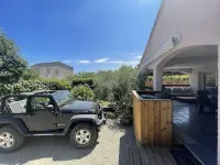 Magnificent villa for 2 to 8 people with private pool - close to the sea Hotels in Ghisonaccia