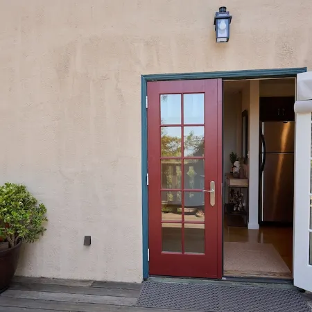 Peaceful Berkeley Hills Studio - Bay View + Private Deck + Prime Location
