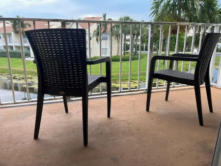 Melbourne Beach Condo - second floor - Lake view