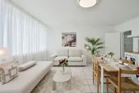 Beautiful and Spacious 4-room Apt in Wupper City Center With Kitchen, Free Wifi
