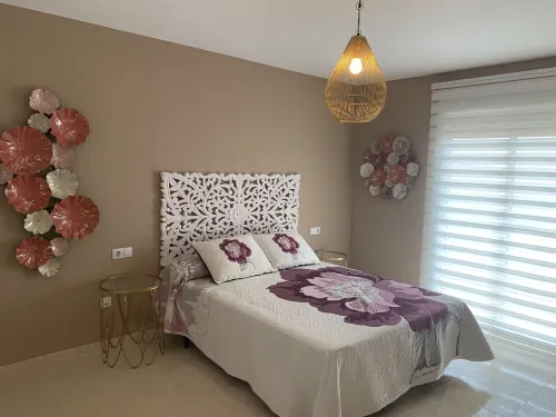 3 bedroom penthouse with 30 meter terrace, pool and garage in Roquetas de Mar