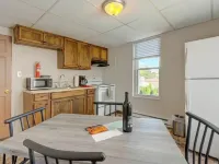 Hell's Kitchen, Apt #11-Bedroom Apartment Just a Short Walk to Hershey Theatre Hotels in Hershey