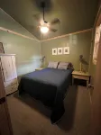 SMUGGLERS RUN: Cozy Cabin, quick & easy access to Hatfield-McCoy trail heads.