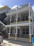 Yvonna House, Luxury Apartment Hotels near The Old Mill Cultural Centre