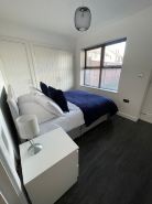 Cozy Ground Floor Flat in Sutton with Parking Space free and Pets Friendly