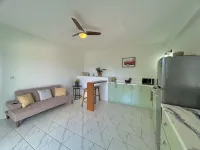 Oleander -Hillside retreat near town with private pool & sunset views.
