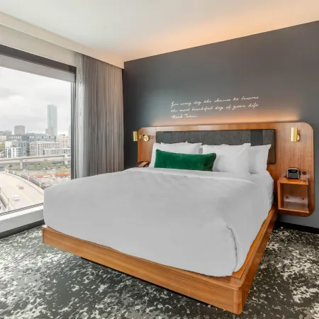 Cambria Hotels Boston Downtown - Seaport