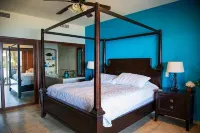 Where The Pirates Come to Play!  호텔