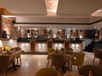 Status Club Resort Hotels in Kanpur