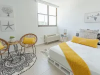 TRES TORTUGAS @ Marbela Ocean front, Ocean view! Hotels in Bajura