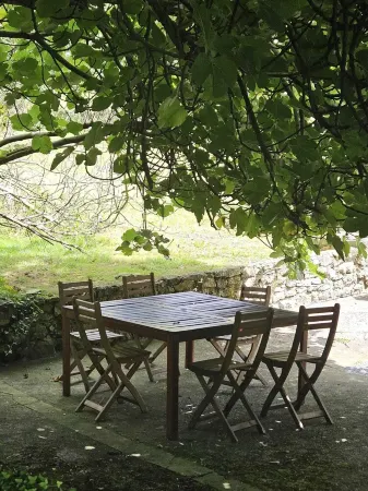 House in Galizano with garden Отели рядом с достопримечательностью «Camping Somo Parque Cantabria»