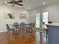 Cozy two bedroom near the airport with a large backyard