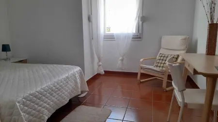 Carcavelos Surf Beach House