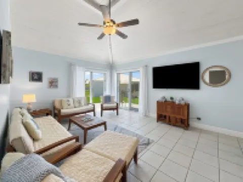 Pet Friendly, Golf Cart Included, Eleuthra Villa, Treasure Cay, Bahamas