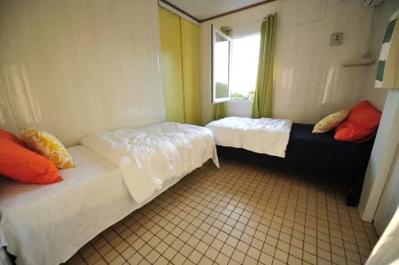 A perfect little getaway excellent for families and lovers right on the beach.