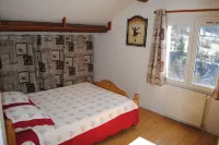 South facing chalet in the Mercantour park