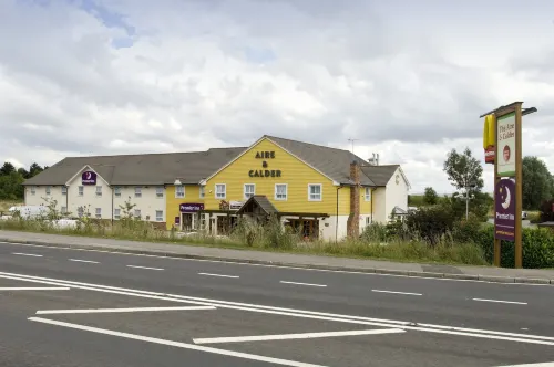 Premier Inn Goole Hotels in Carlton
