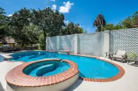 NEWLY REMODELED!! One Story with POOL and Hot Tub - Private Pools