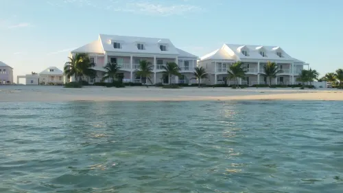 DESIGN STUNNING LUXURY BEACH-HOUSE FULLY RENOVATED 5 Stars L