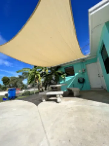 Bungalow oasis with lots of room